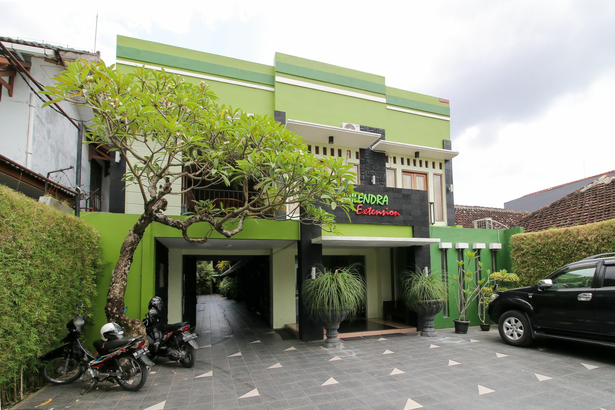 Reddoorz Plus @ Taman Siswa 2 Джокьякарта Экстерьер фото